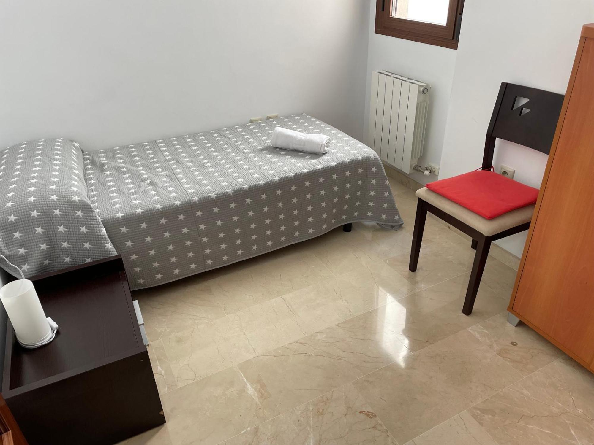 Апартаменты Piso Compartido Delyrent En San Ildefonso Хаэн Экстерьер фото