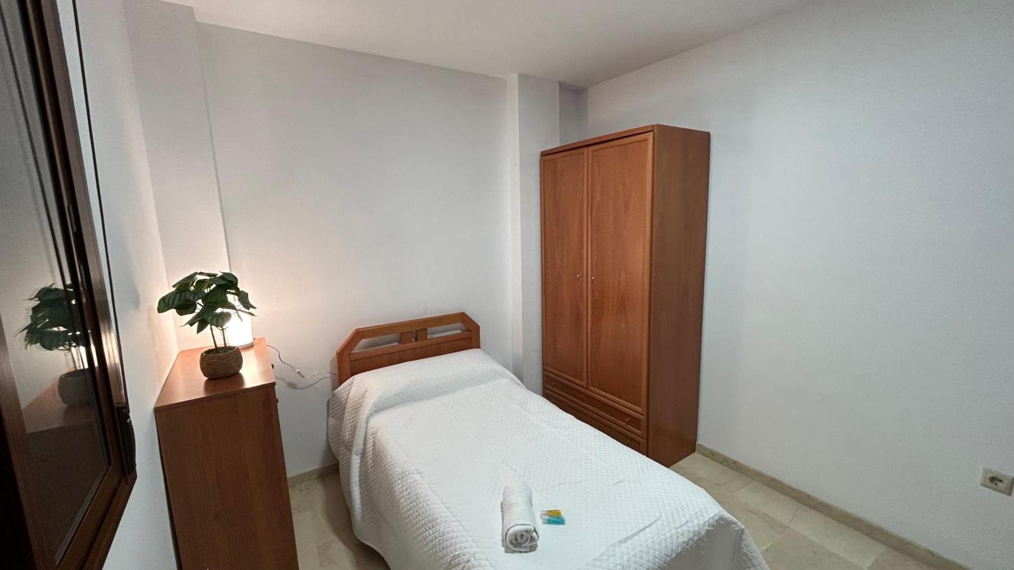 Апартаменты Piso Compartido Delyrent En San Ildefonso Хаэн Экстерьер фото